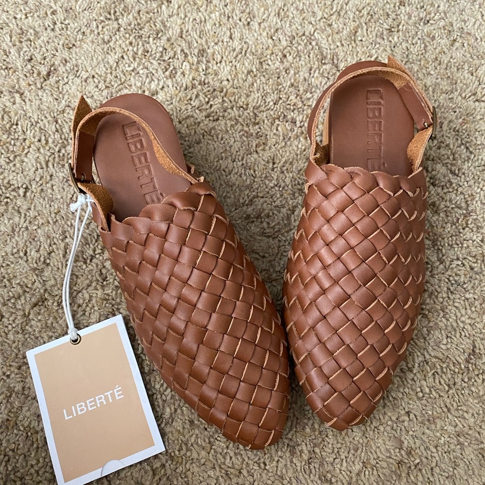LIBERTÉ Women's Woven Leather Wedge Mules - Tan